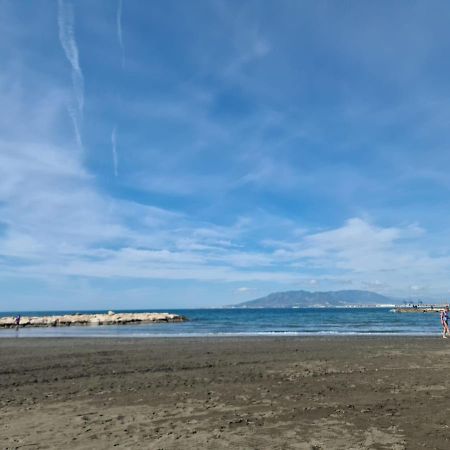 Apartamento Cerca De La Playa Apartment Malaga Ngoại thất bức ảnh