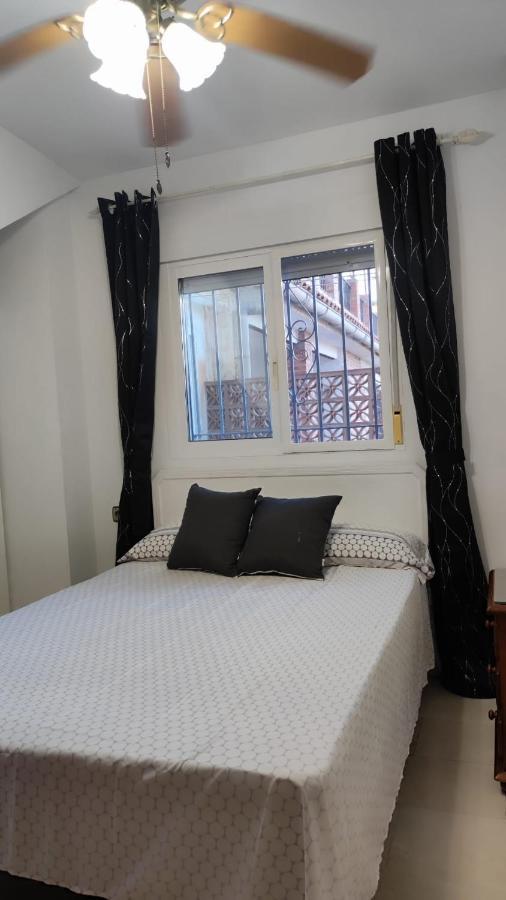 Apartamento Cerca De La Playa Apartment Malaga Ngoại thất bức ảnh